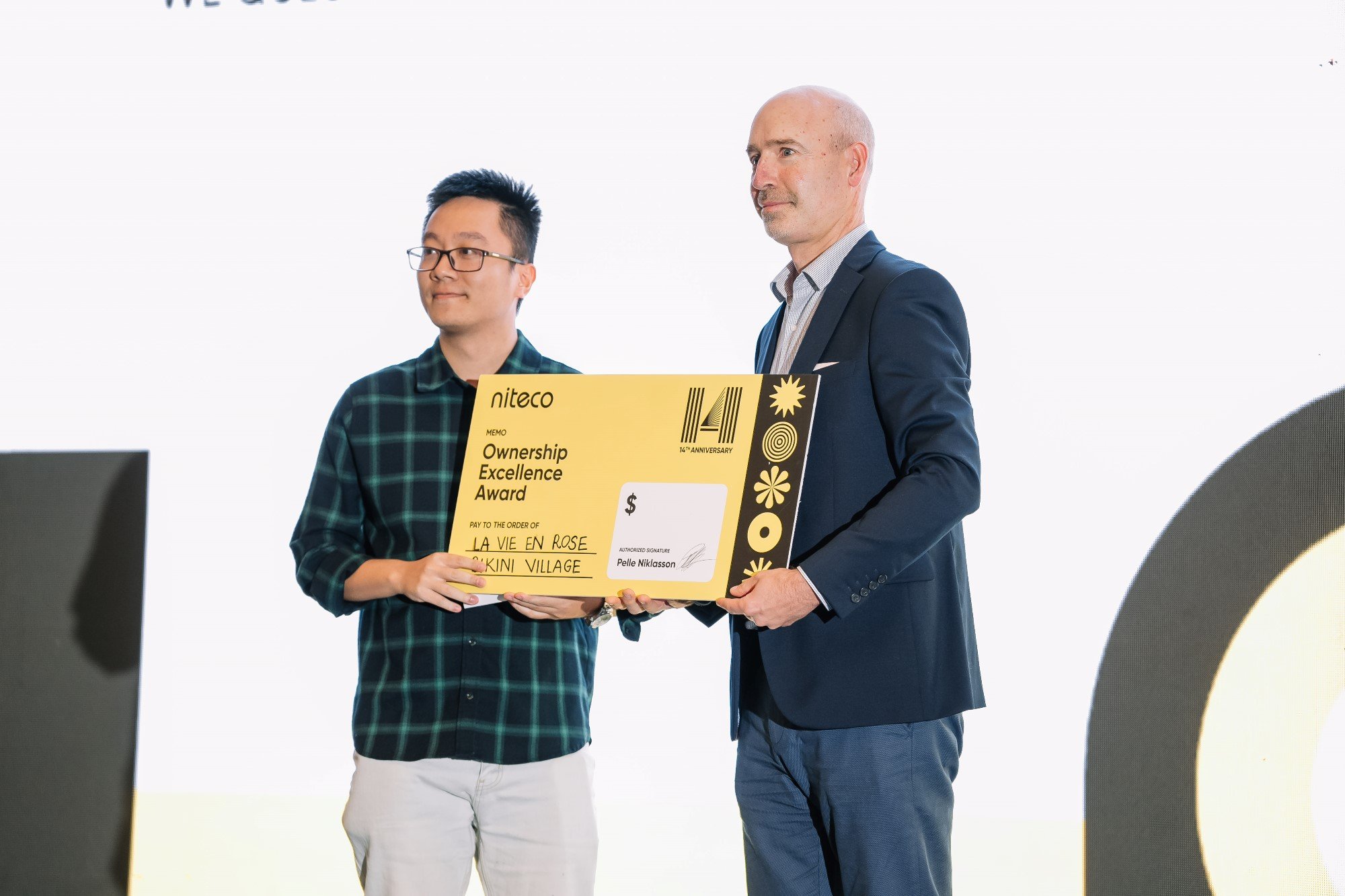 Ownership Excellence Award: la Vie en Rose & Bikini Village - BALDUR