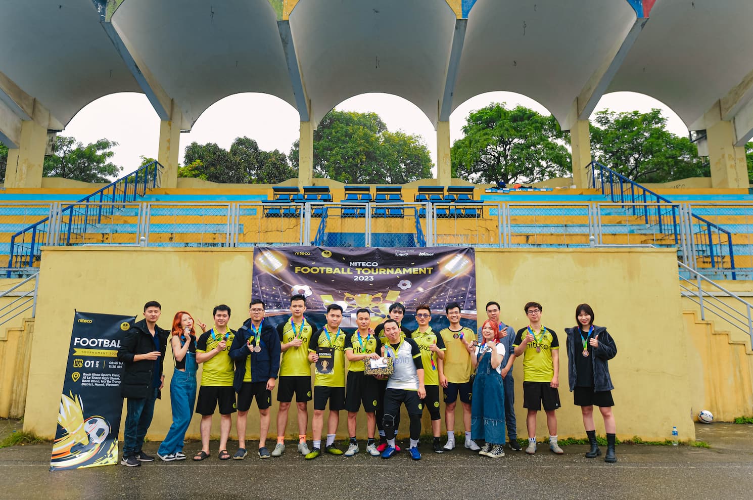 Team Frey and their supporters