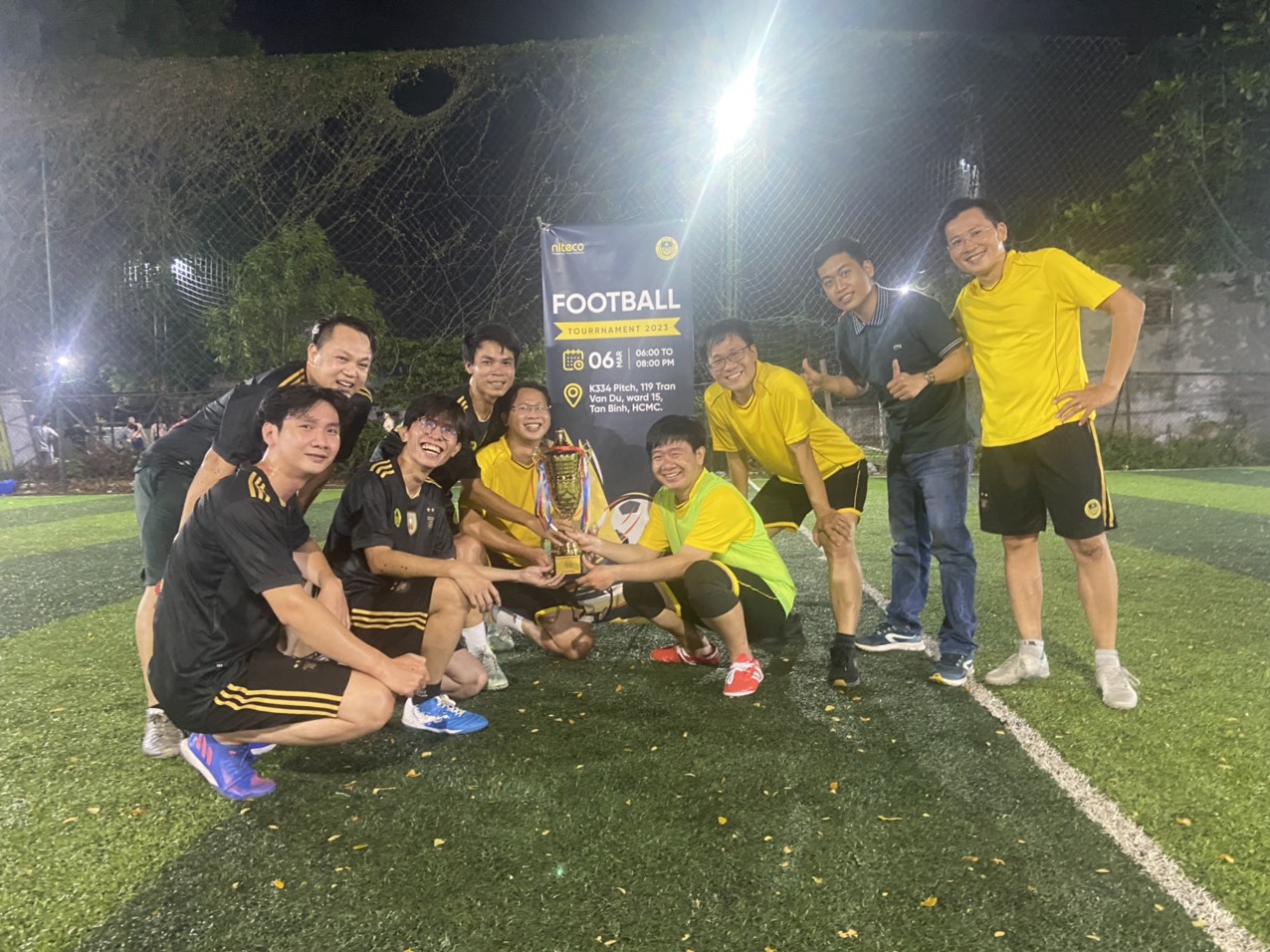 Fallen Angels with their trophy! Congrats team!