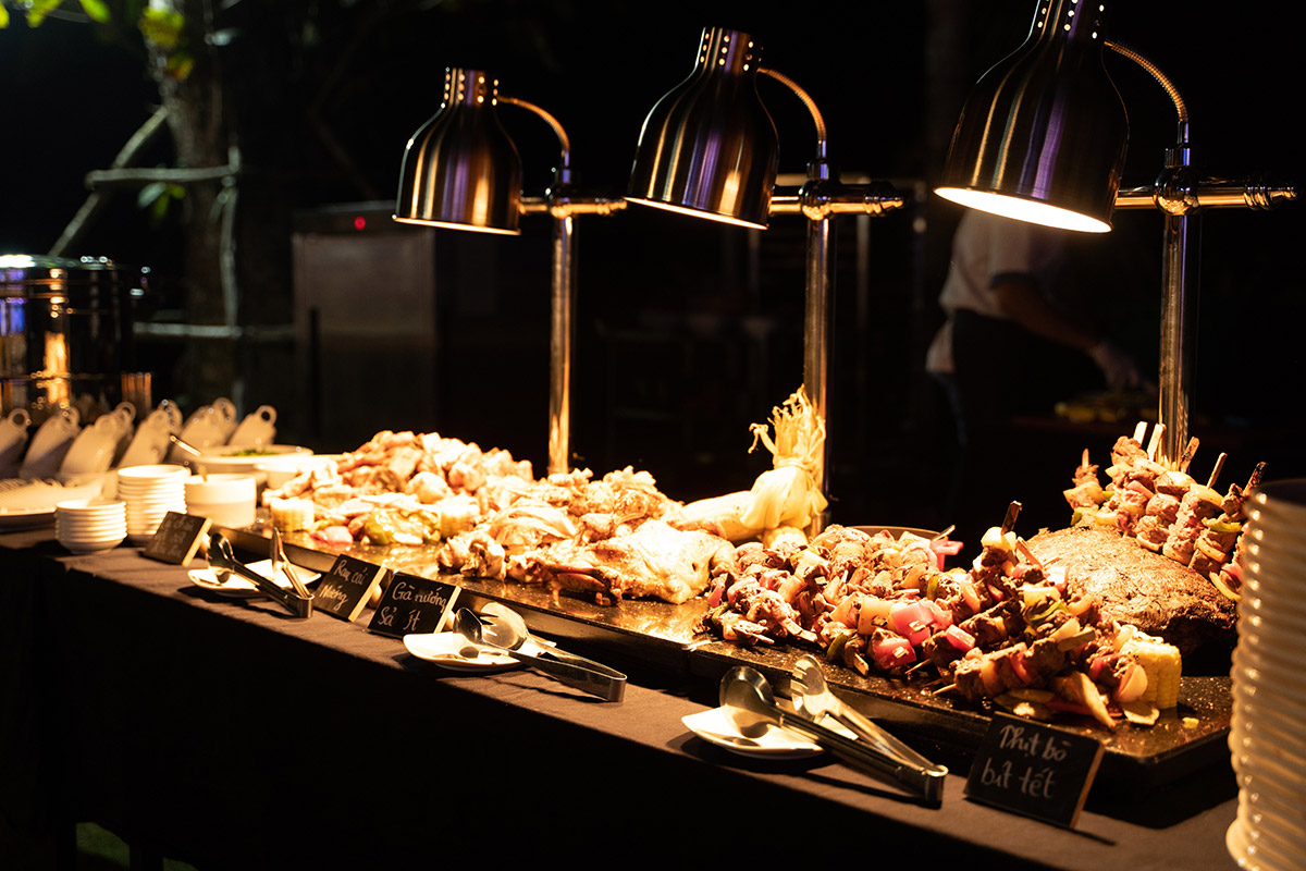 buffet-1-(556x291).jpg